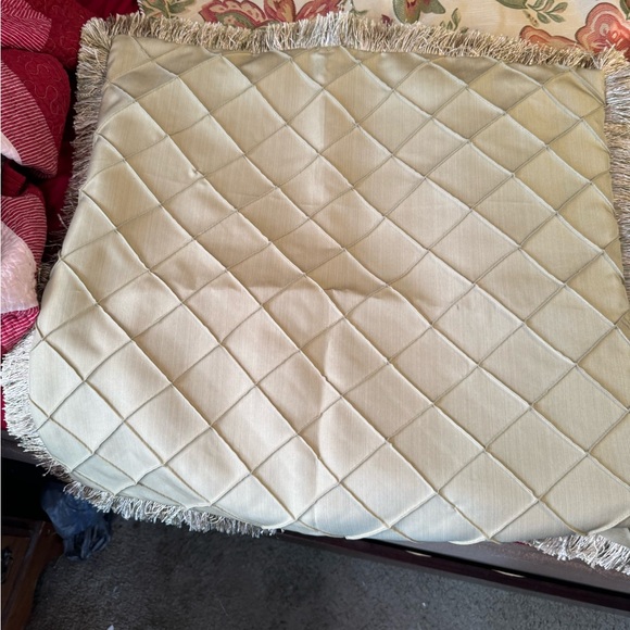 Set of 4 Decorative Pillow Cases: Biltmore - Picture 4 of 10